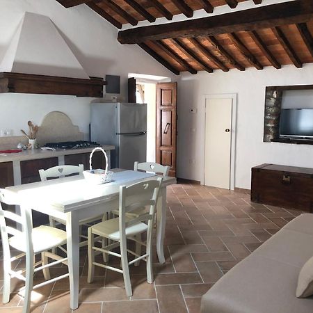 Apartament Le Dame Del Borgo Sassetta Zewnętrze zdjęcie