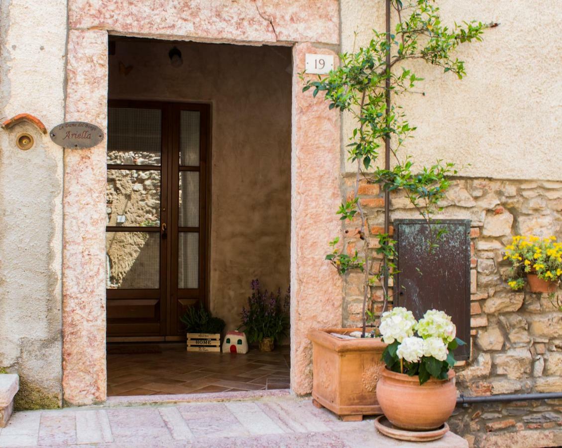 Apartament Le Dame Del Borgo Sassetta Zewnętrze zdjęcie