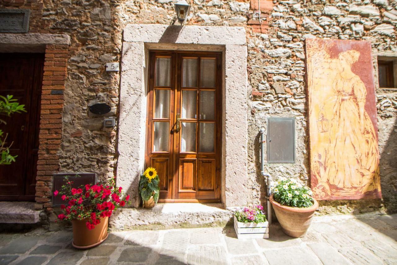 Apartament Le Dame Del Borgo Sassetta Zewnętrze zdjęcie